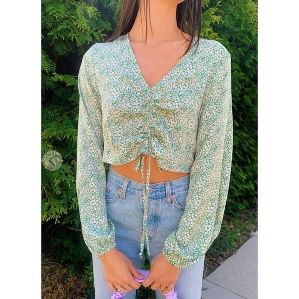 By Together Blouse Top‎ Women Sz M Green Floral Long Sleeve Ditsy Girly